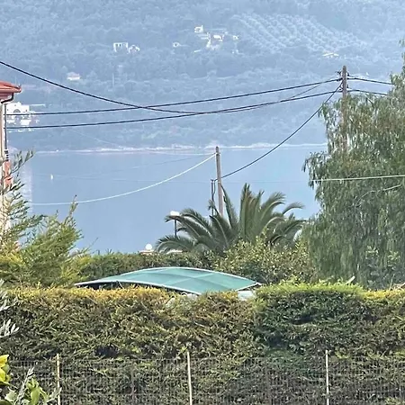 Theologos Apartmán *