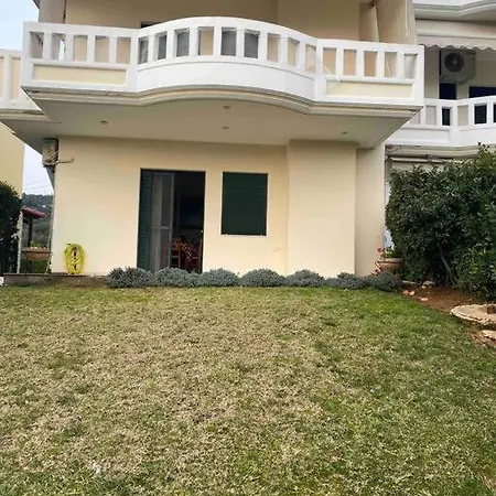 Theologos Apartment