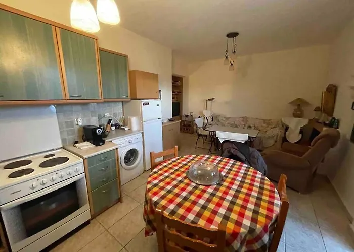 Апартаменты Theologos *